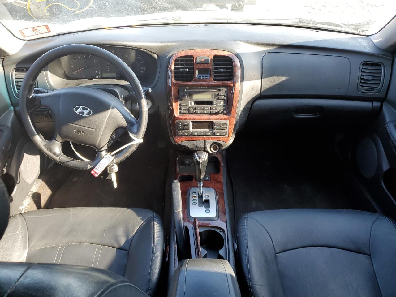 2005 Hyundai Sonata - Image 8