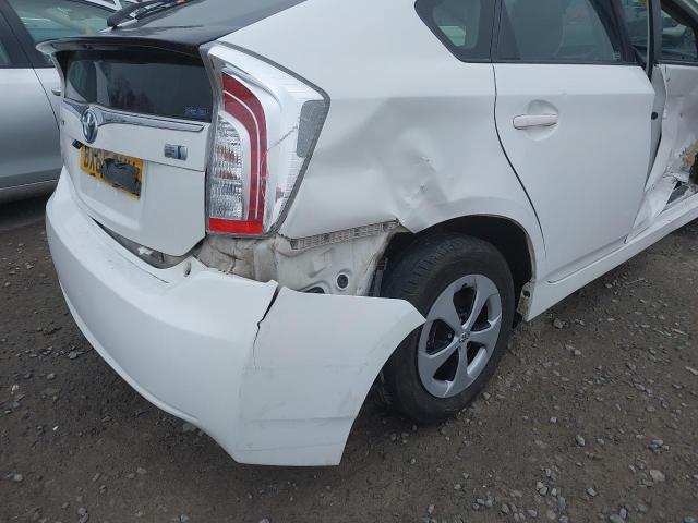 2015 TOYOTA PRIUS HYBR
