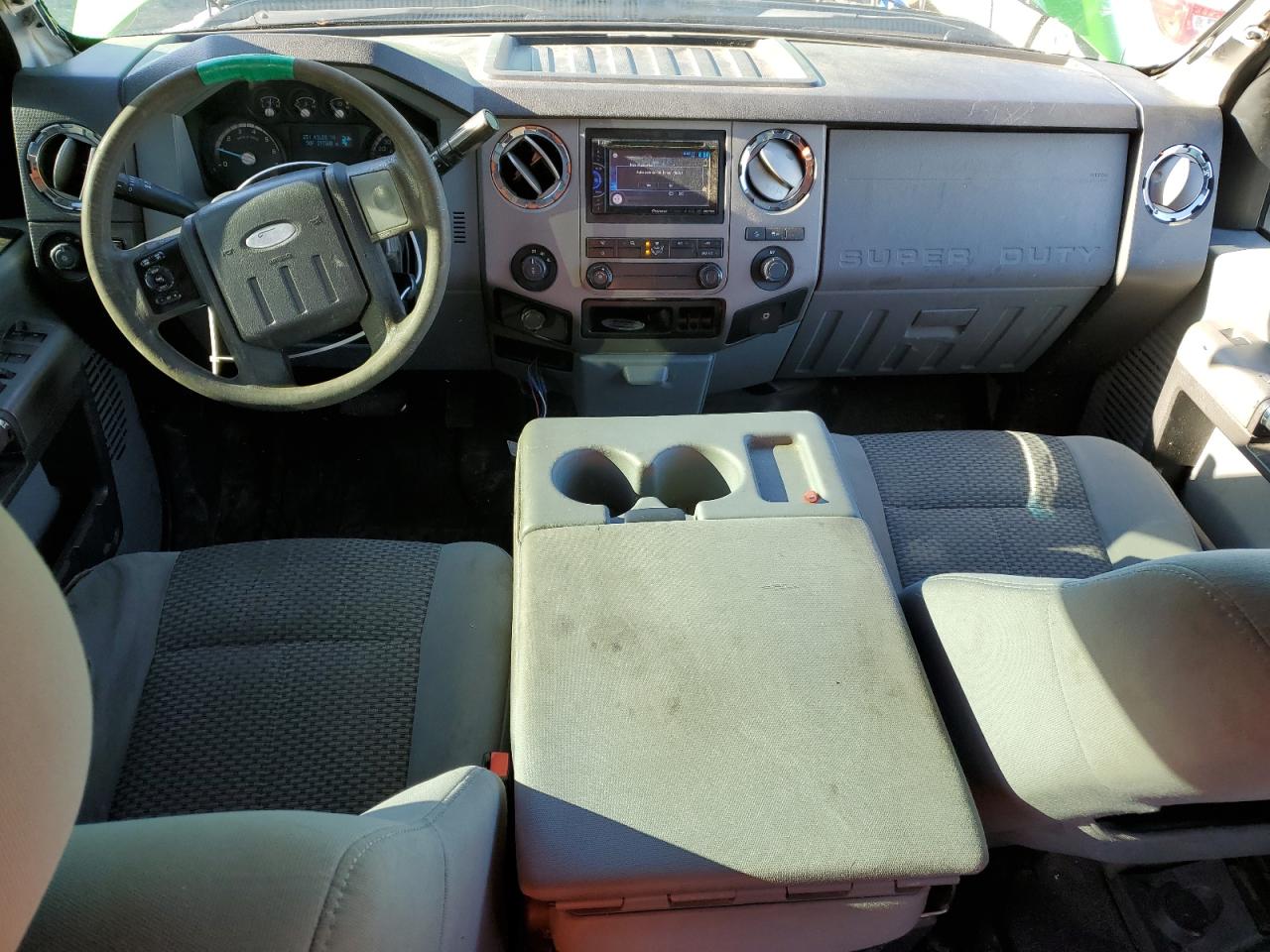 2011 Ford F250 - Image 8