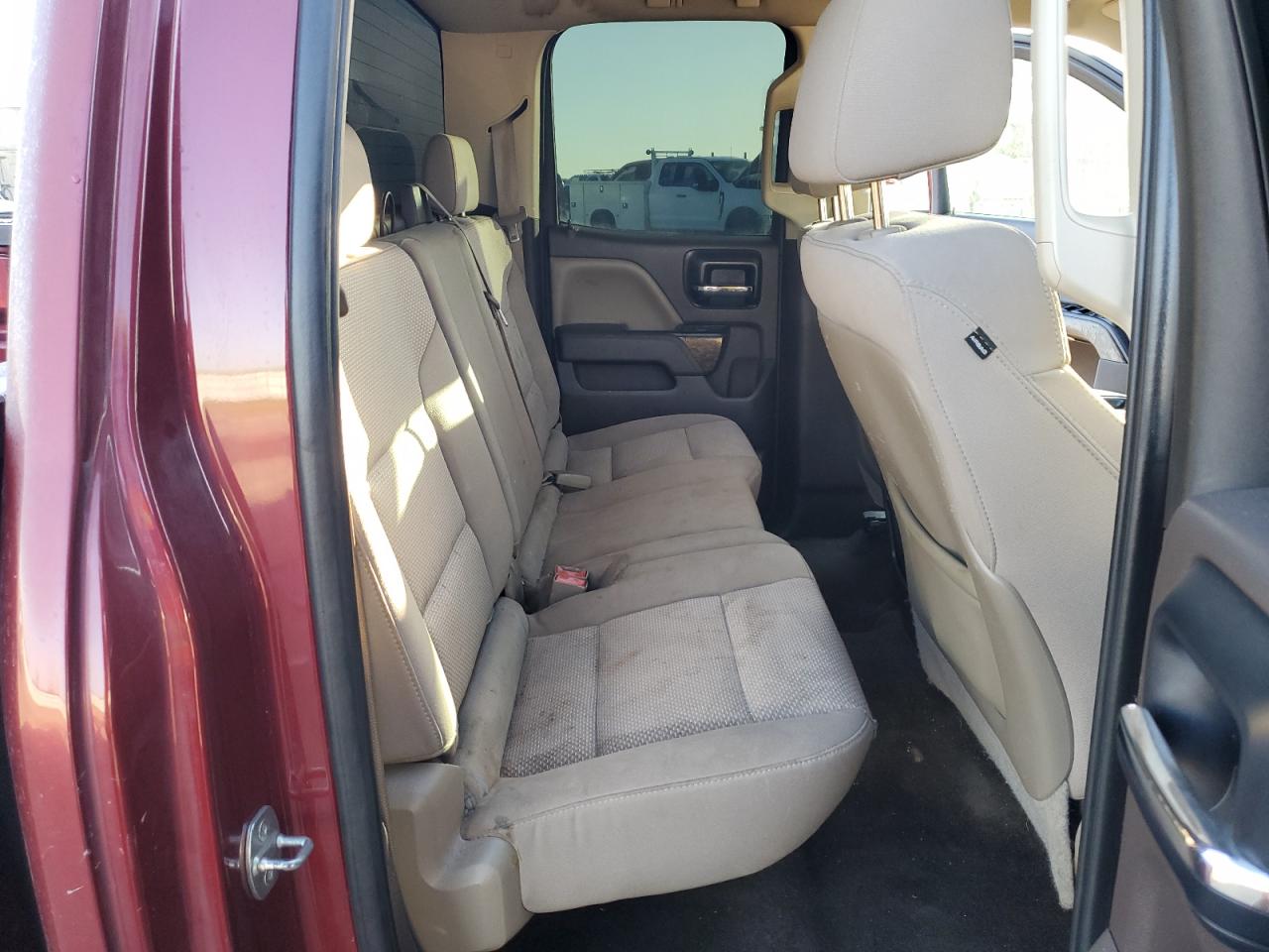 2014 Chevrolet Silverado - Image 10