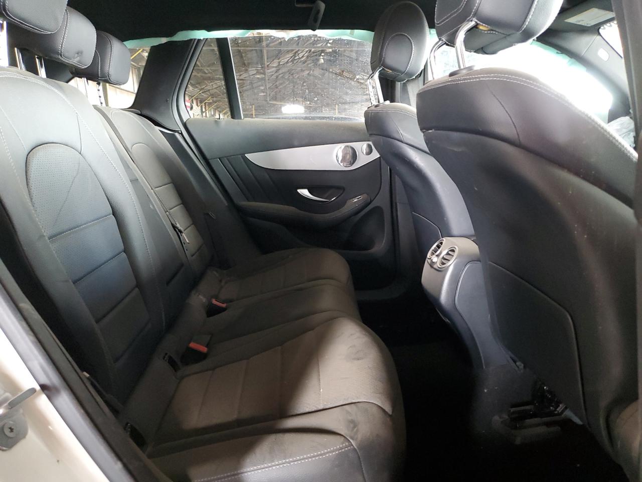 2020 Mercedes-Benz GLC - Image 10