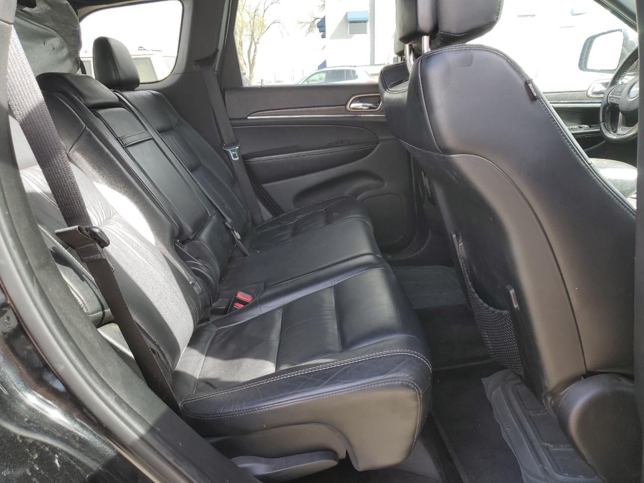 2014 Jeep Grand Cherokee - Image 11
