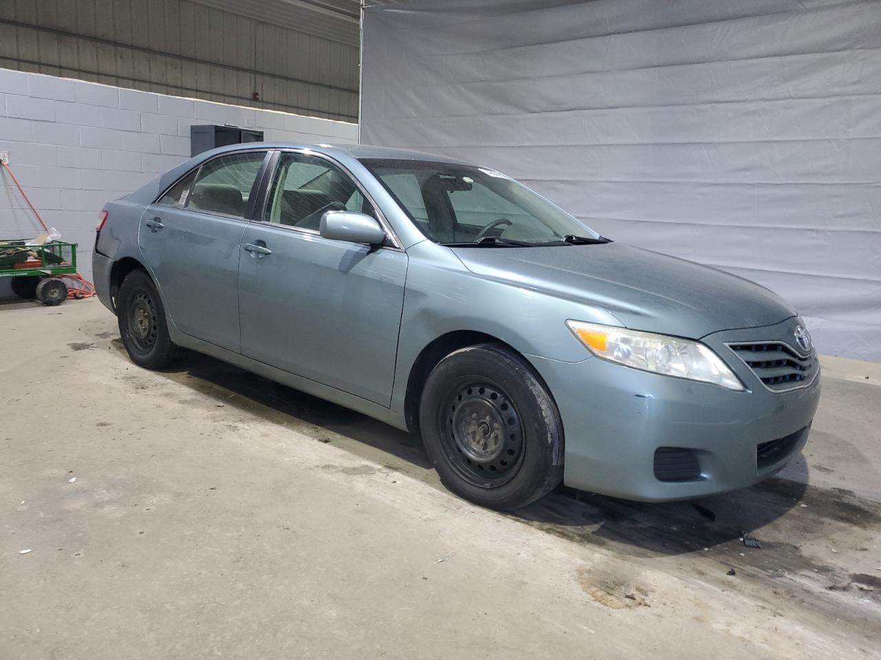2010 Toyota Camry - Image 4