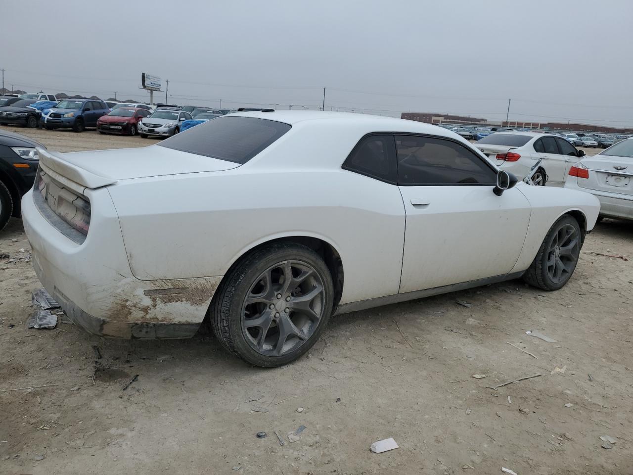 Image 3 of 2015 Dodge Challenger salvage vehicle - Lot #47399615 at Copart