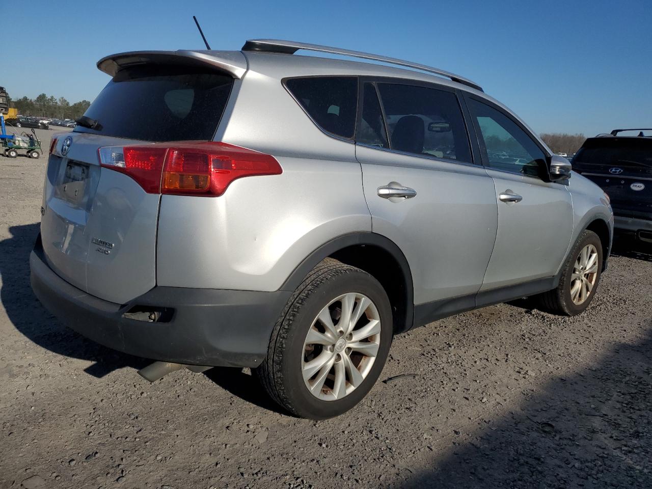 2013 Toyota RAV 4 - Image 3