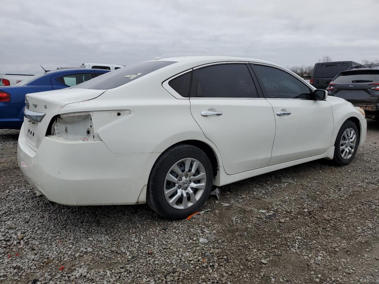 2015 Nissan Altima - Image 3