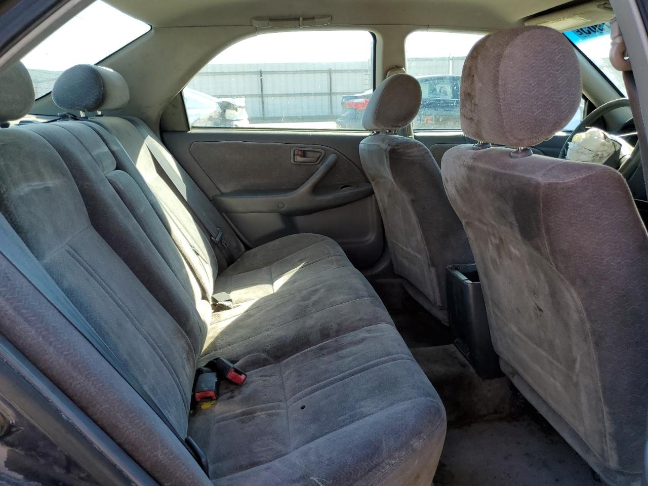 1999 Toyota Camry - Image 10