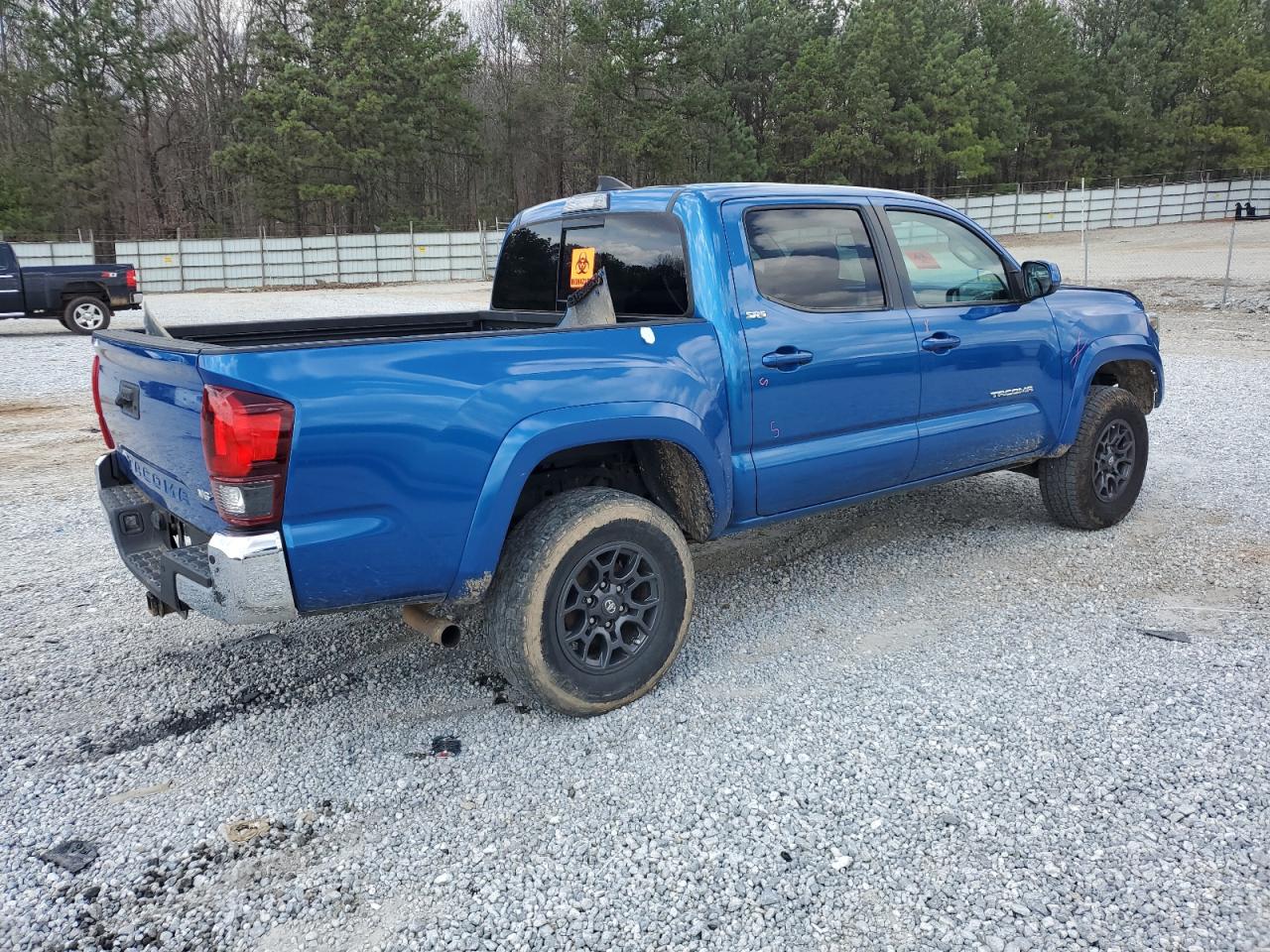 2018 Toyota Tacoma - Image 3
