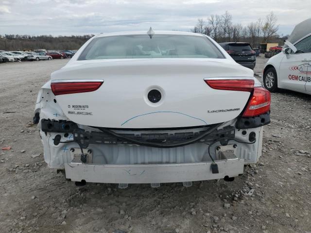  BUICK LACROSSE 2017 Білий