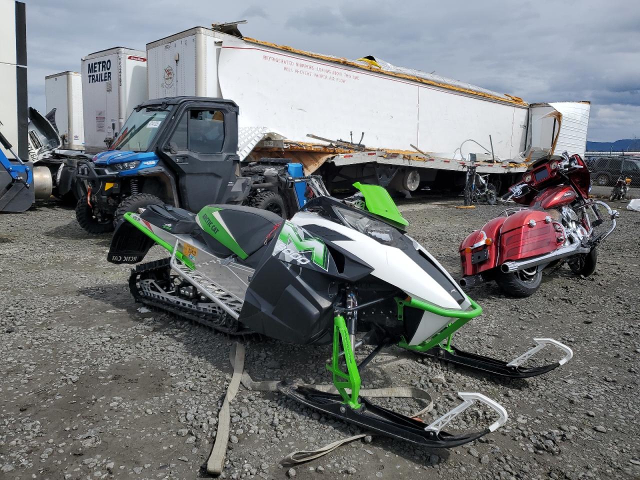 2014 Arctic Cat Snowmobile за продажба в Eugene, OR - Undercarriage
