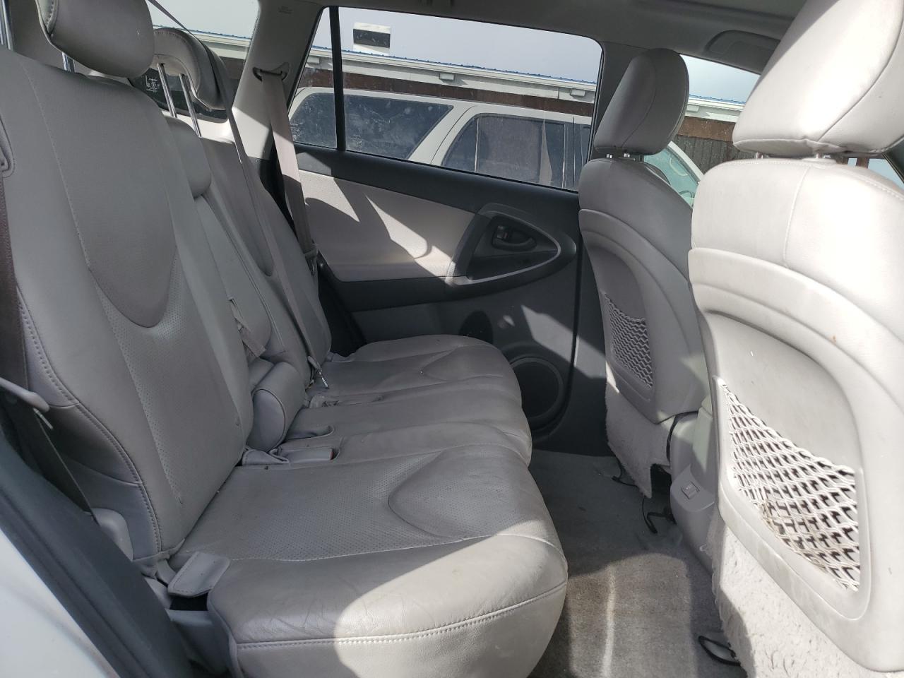 2009 Toyota RAV 4 - Image 11