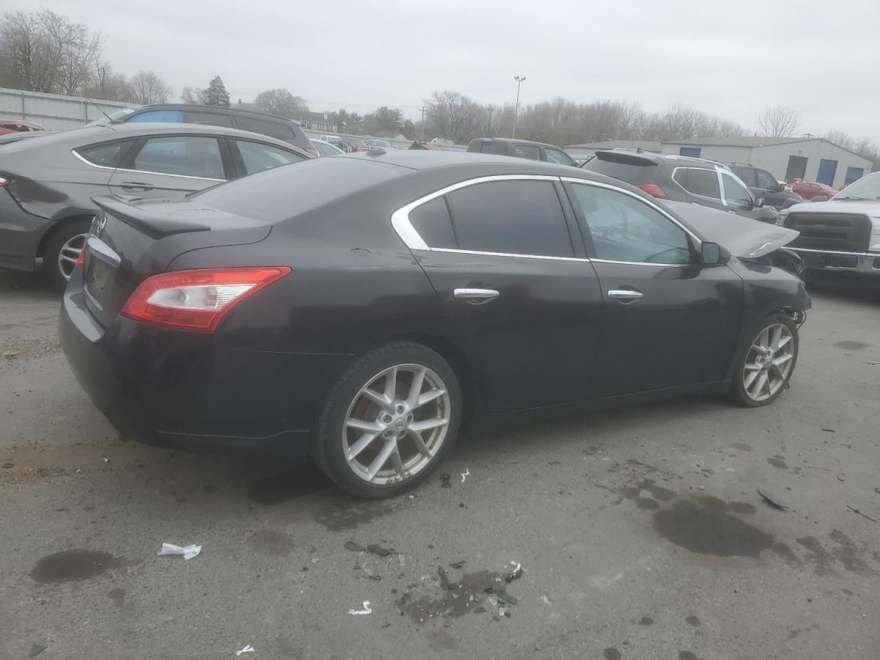 2009 Nissan Maxima - Image 3