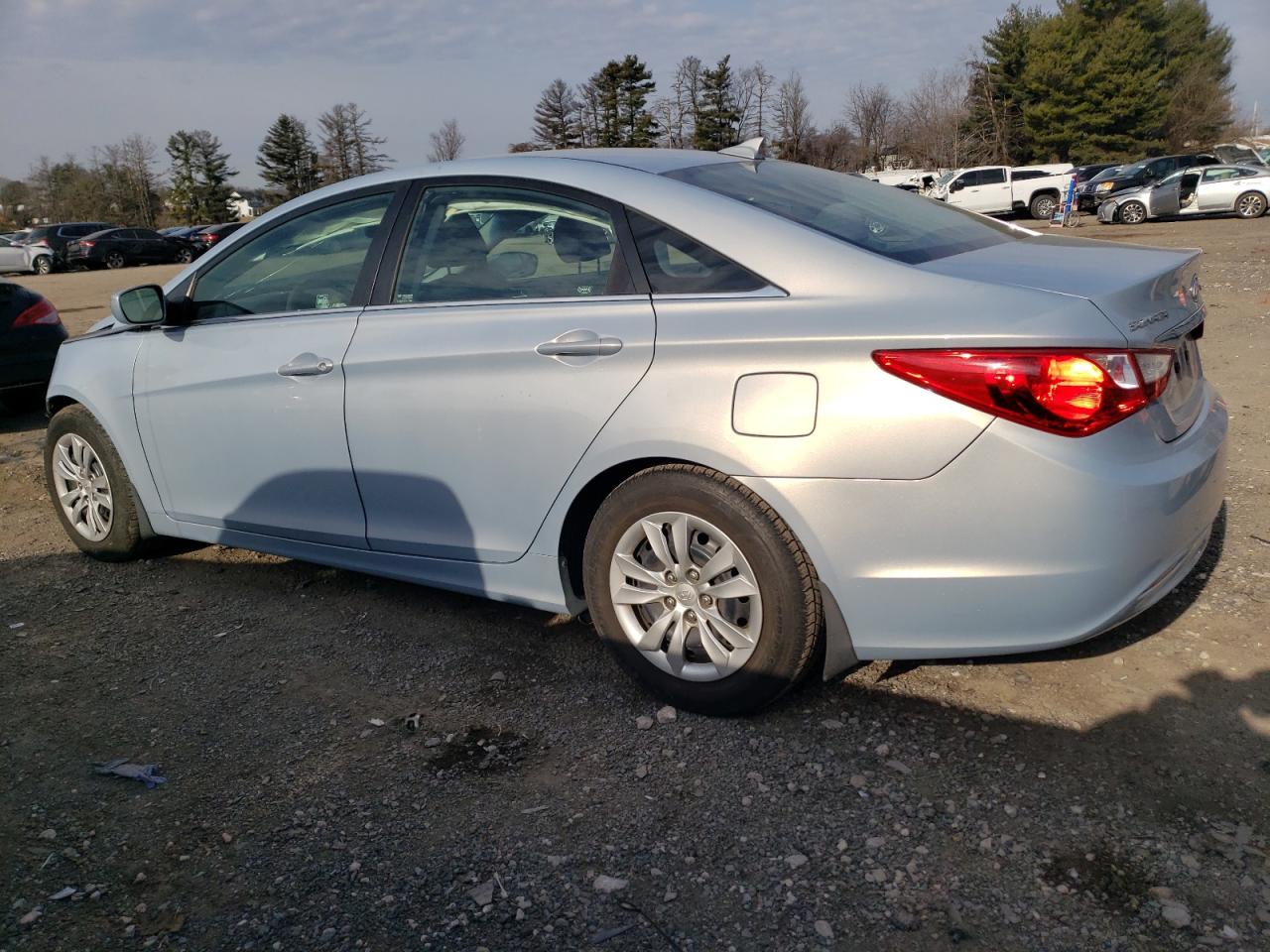 2013 Hyundai Sonata - Image 2