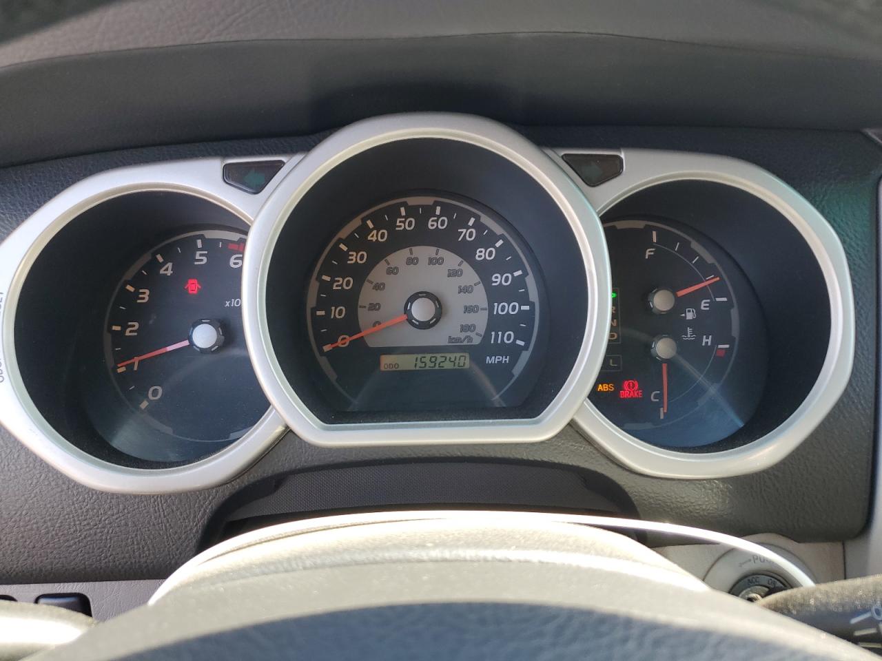2005 Toyota 4Runner - Image 9