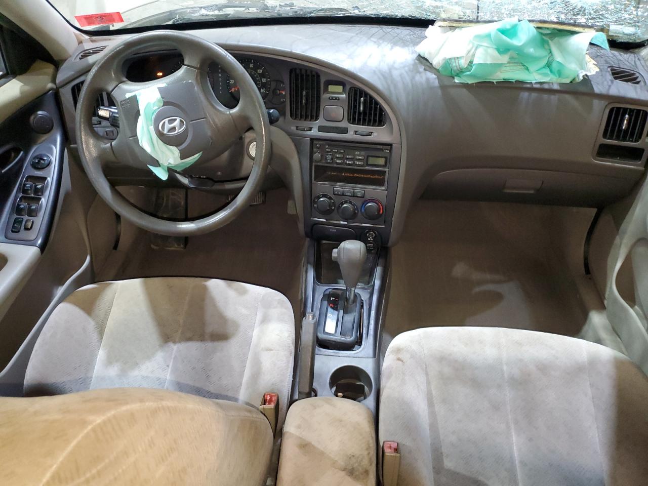 2006 Hyundai Elantra - Image 8