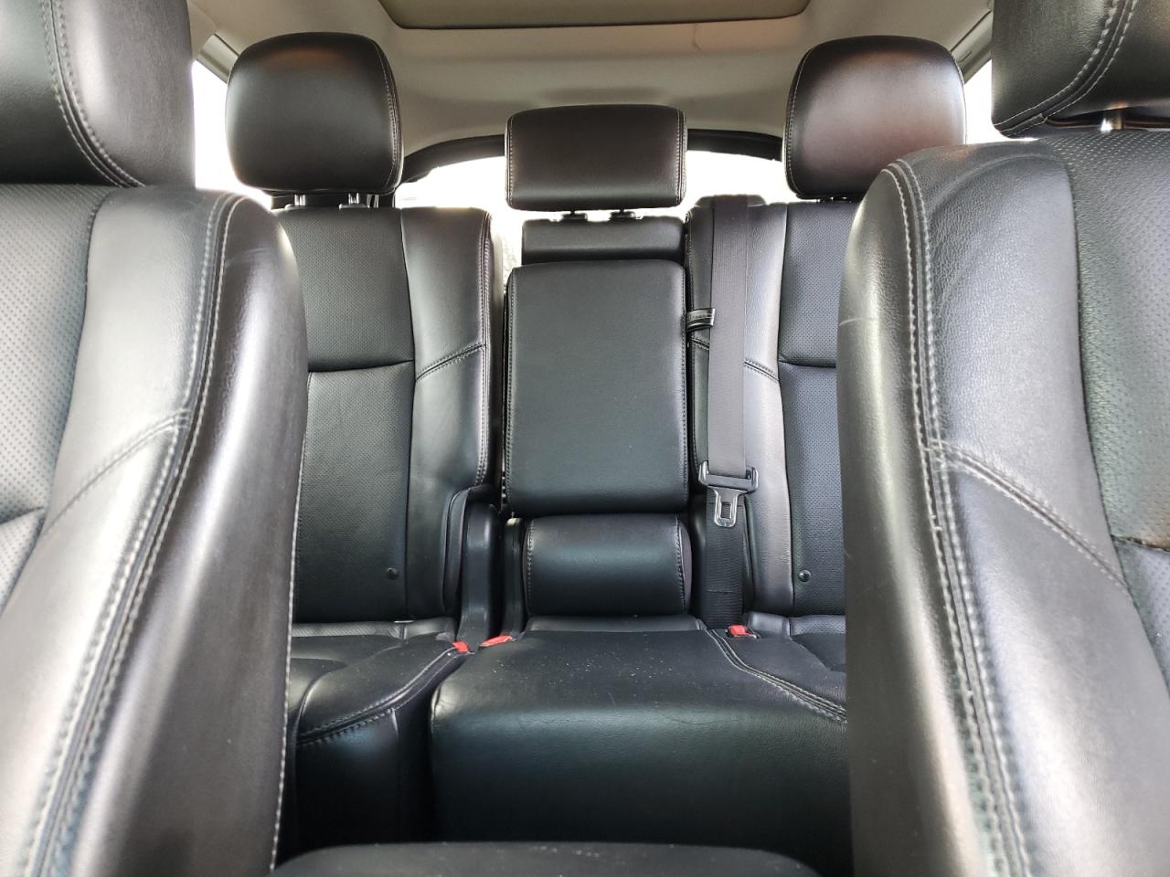 2013 Nissan Pathfinder - Image 10
