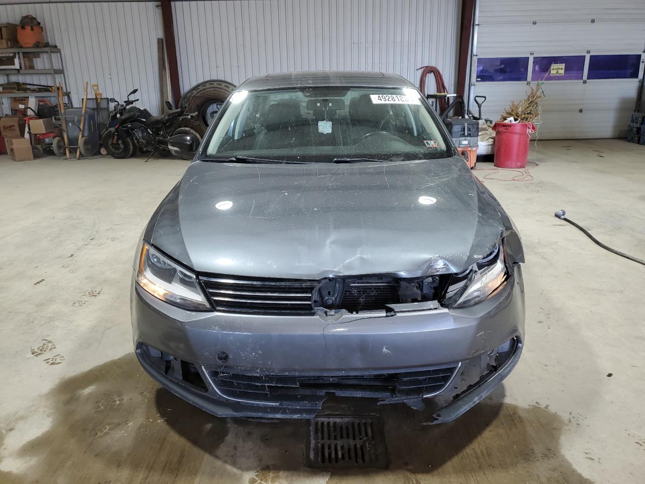 2014 Volkswagen Jetta - Image 5