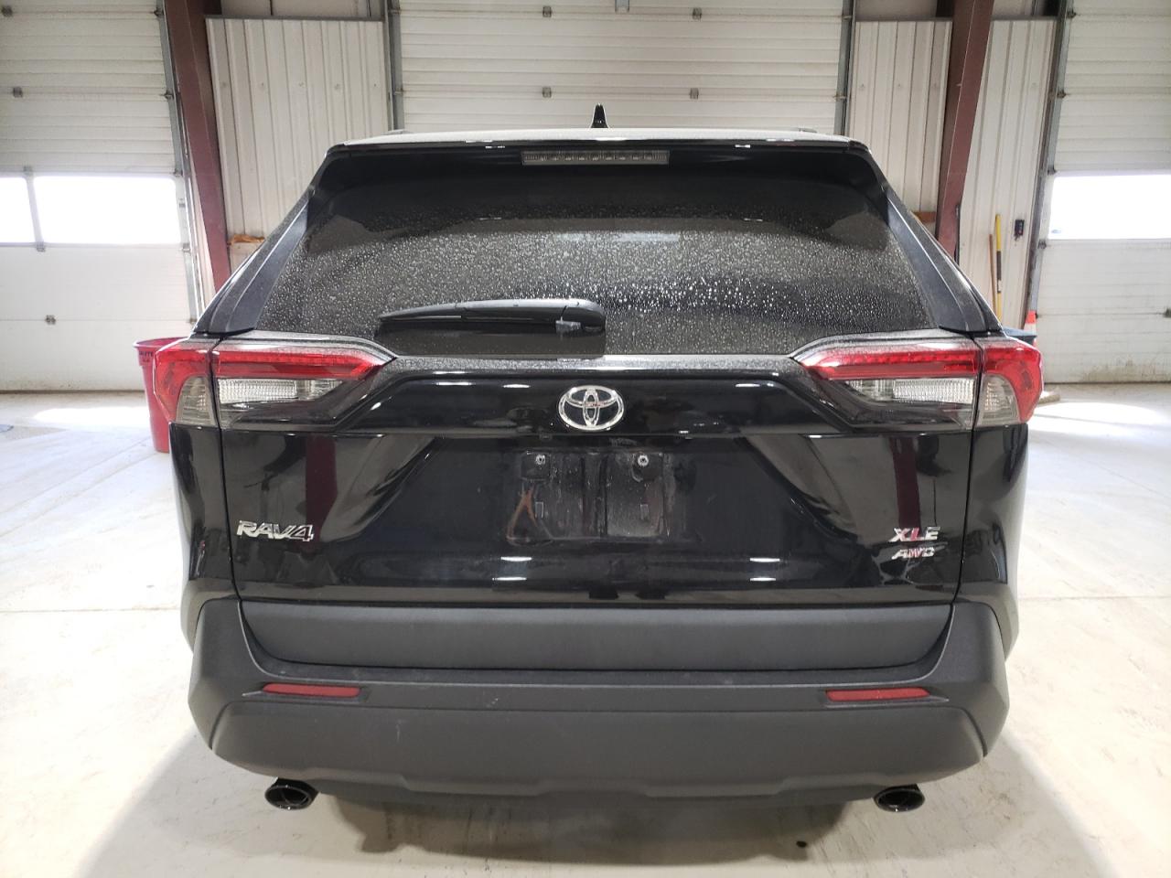 2020 Toyota RAV 4 - Image 6