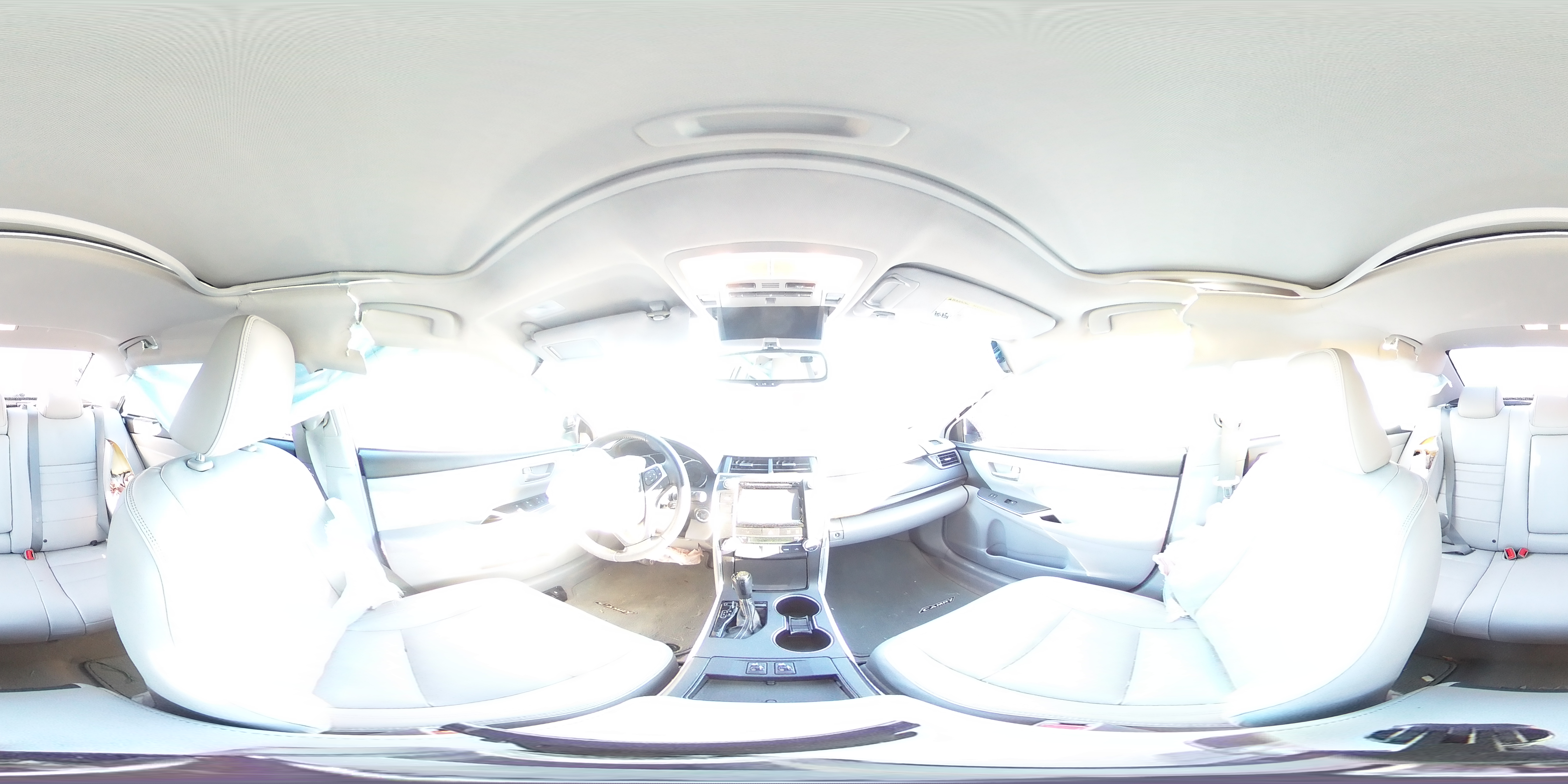 2015 Toyota Camry - Image 14