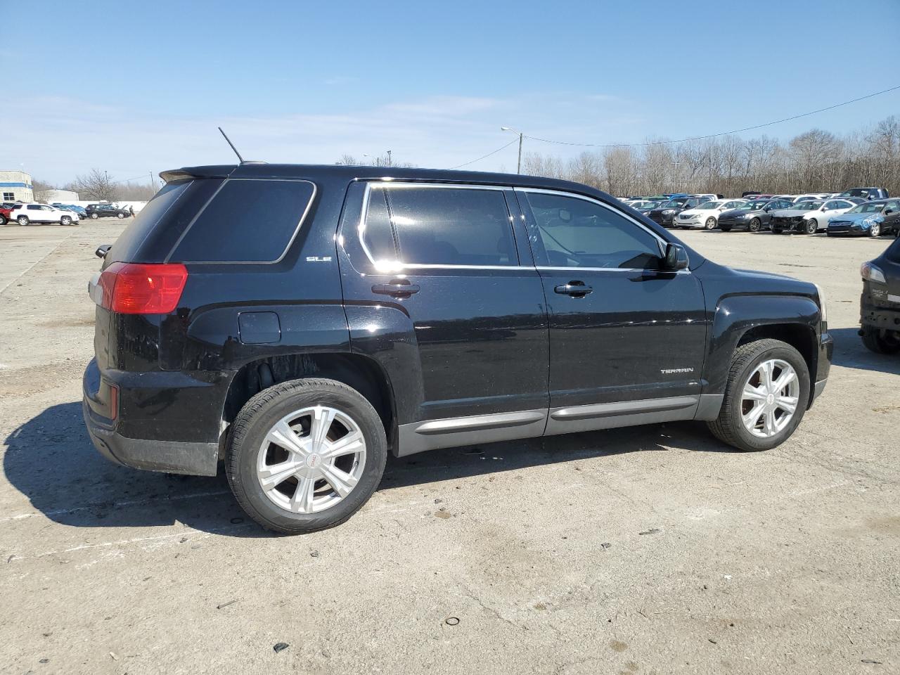2017 GMC Terrain - Image 3