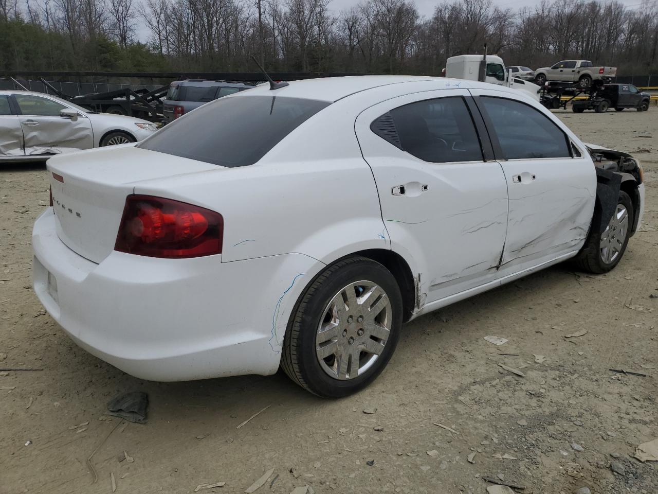 2014 Dodge Avenger - Image 3