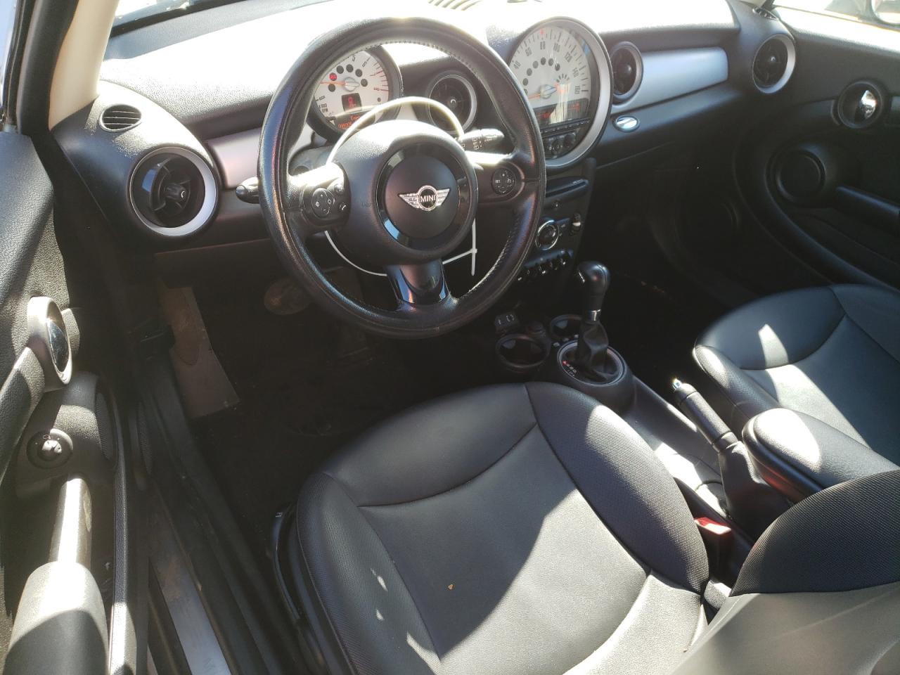 2013 MINI Cooper - Image 8