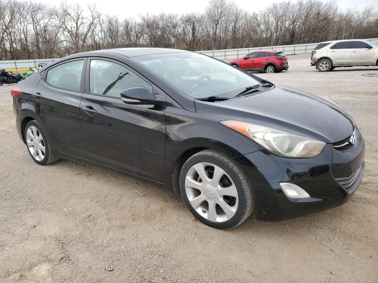 2011 Hyundai Elantra - Image 4