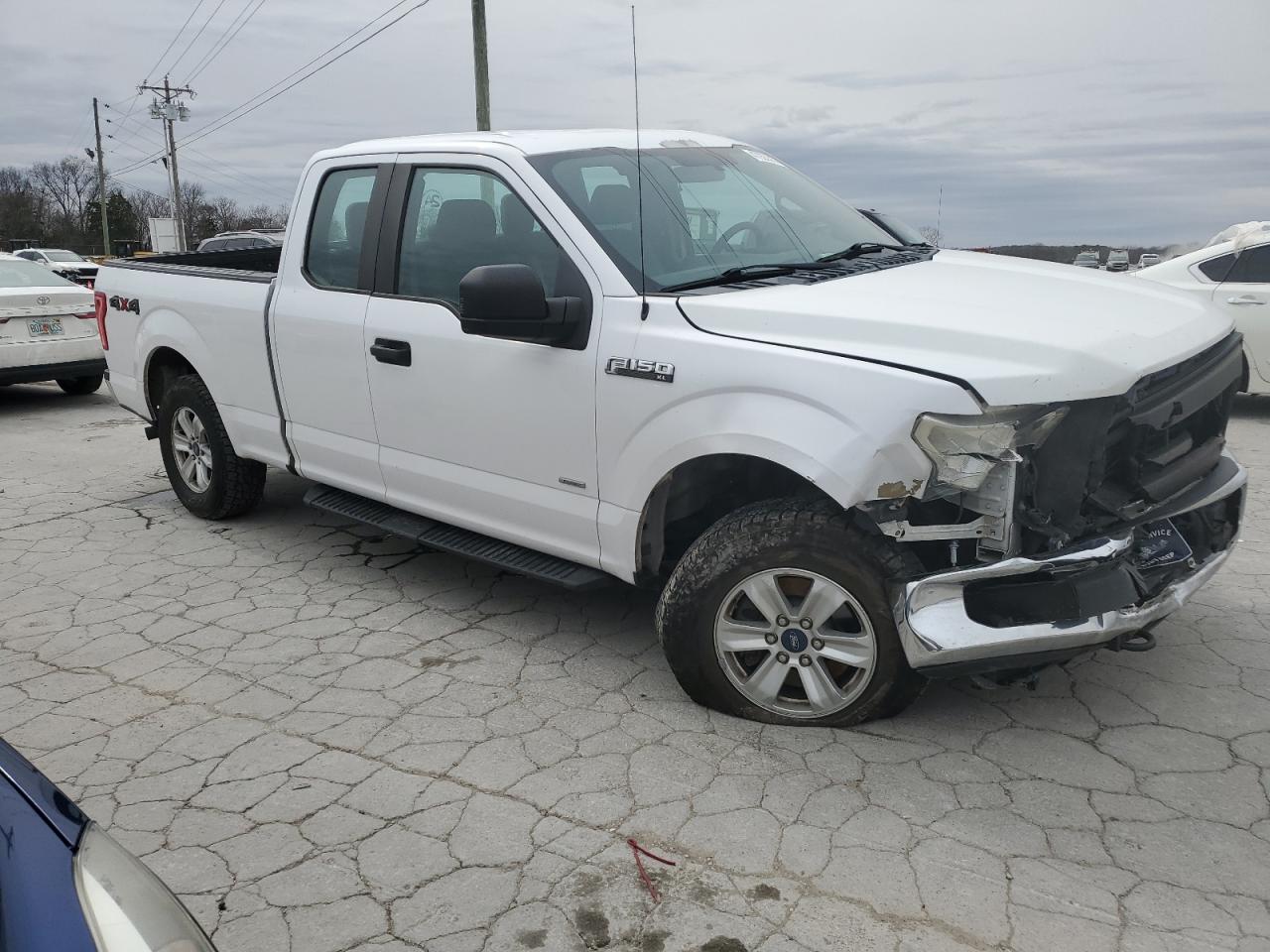 2015 Ford F-150 - Image 4