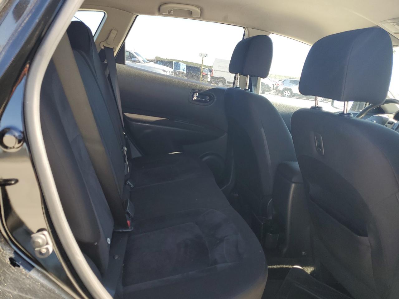2010 Nissan Rogue - Image 10