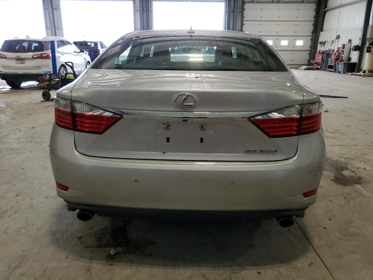 2013 Lexus ES - Image 6