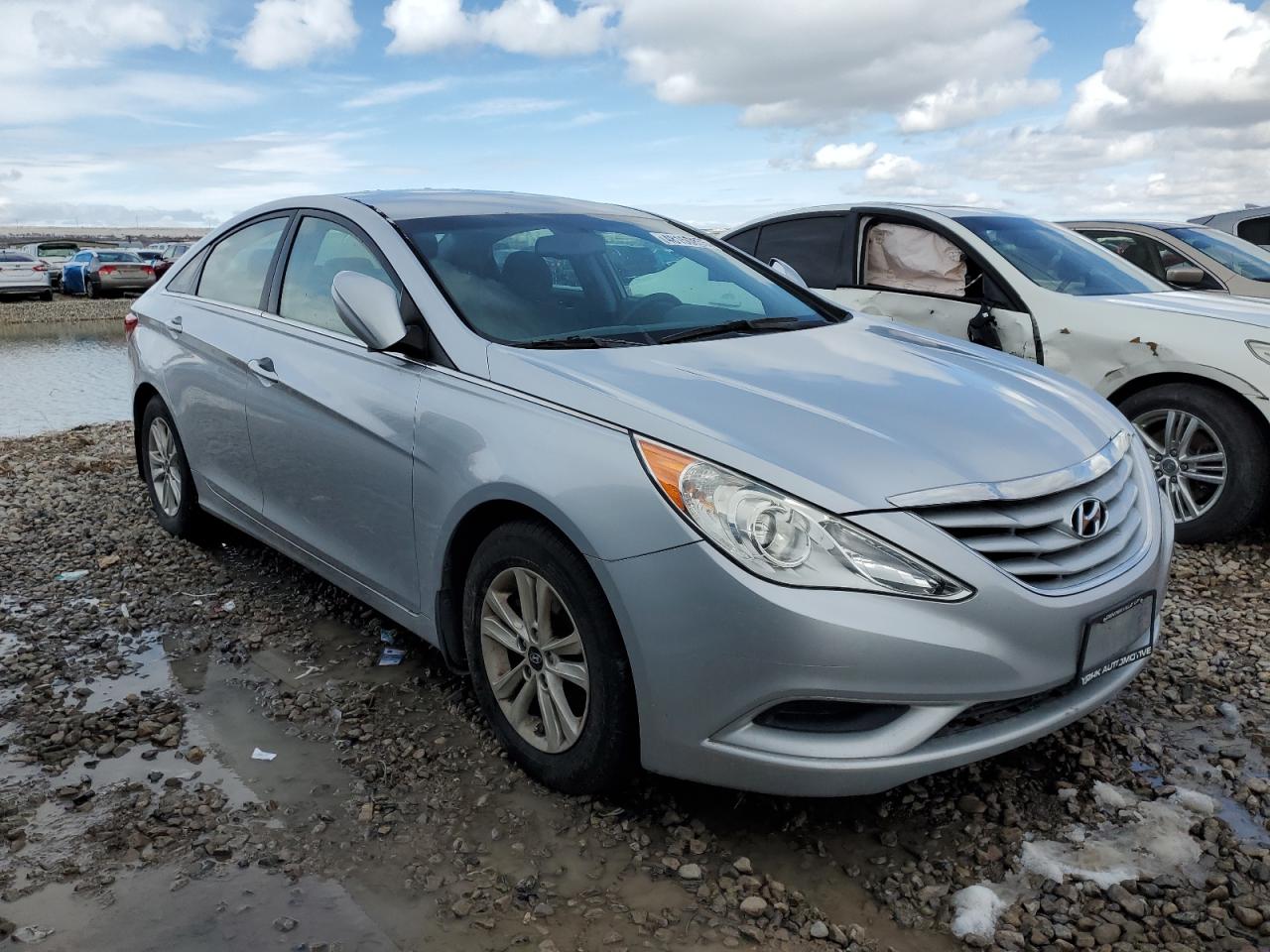 2012 Hyundai Sonata - Image 4
