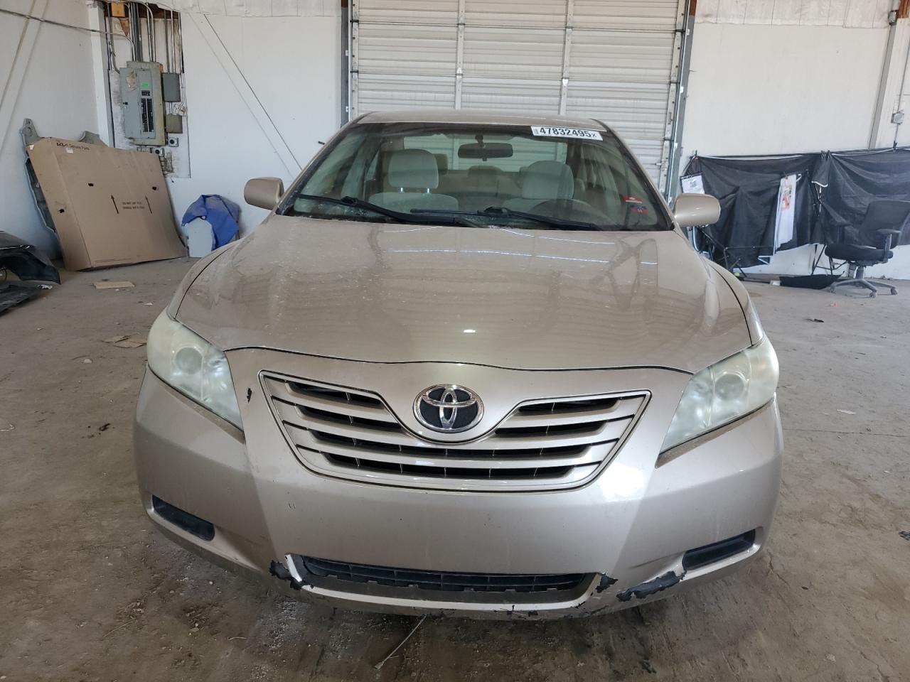 2009 Toyota Camry - Image 5