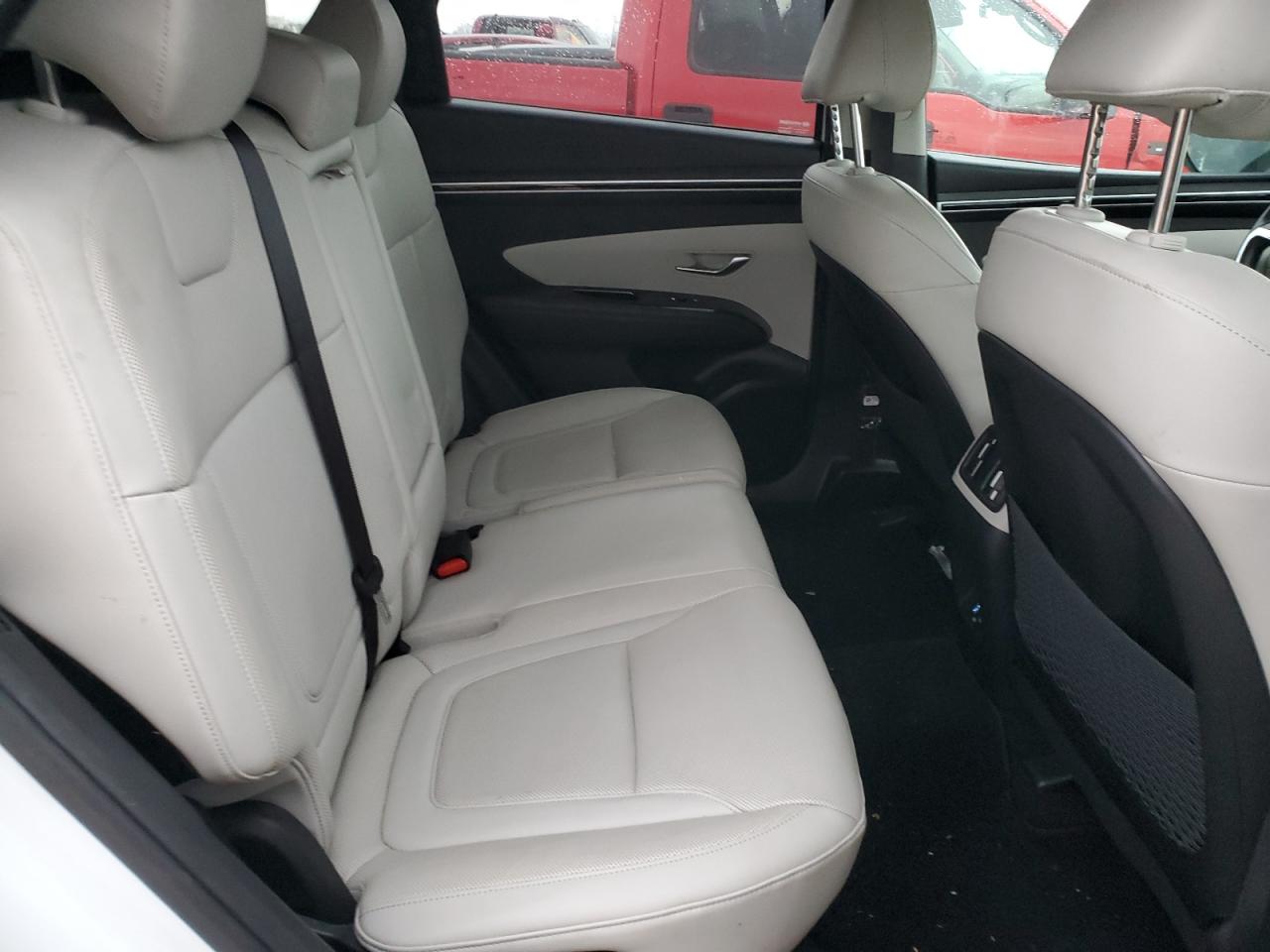 2022 Hyundai Tucson - Image 11