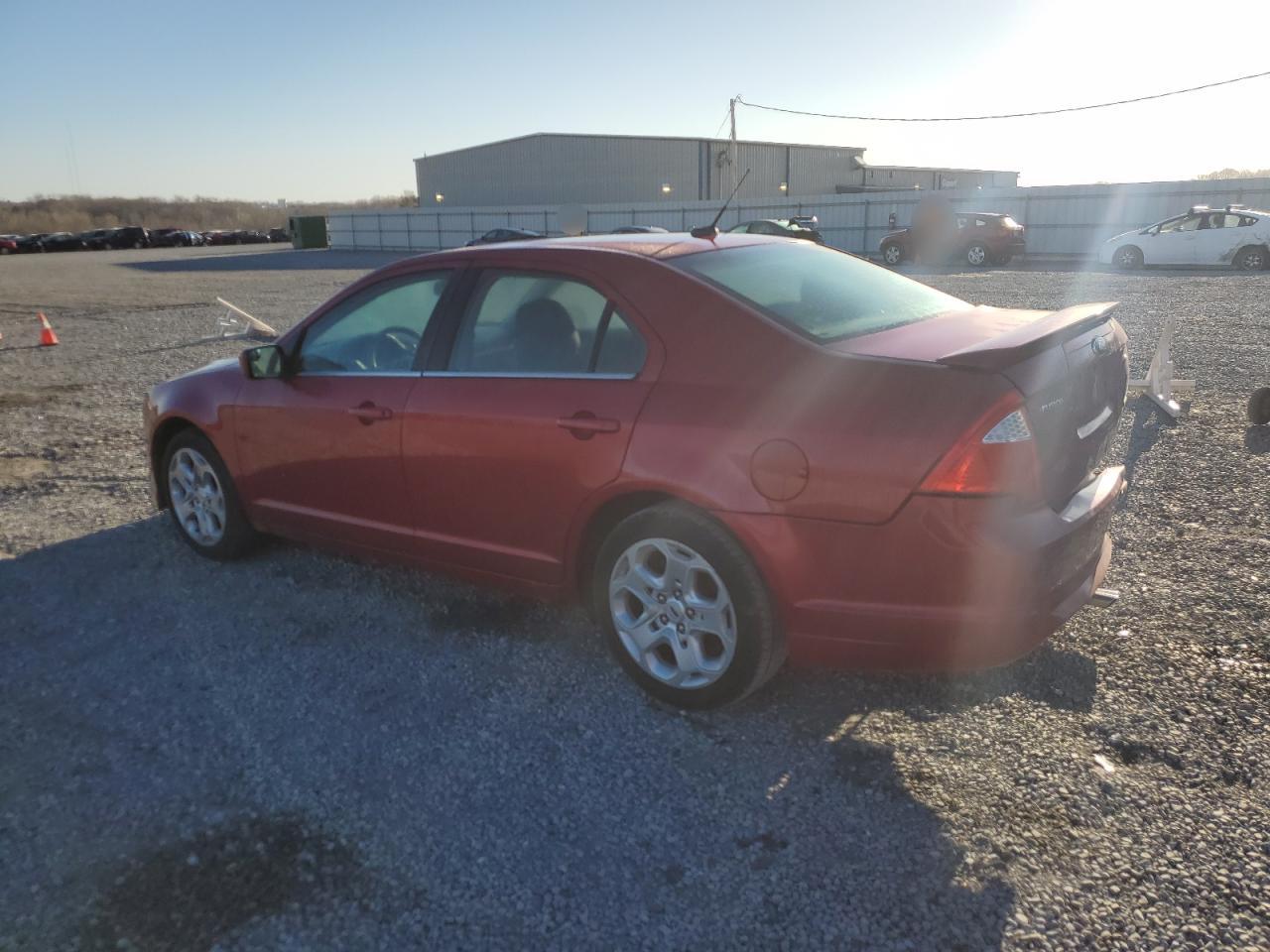 2011 Ford Fusion - Image 2