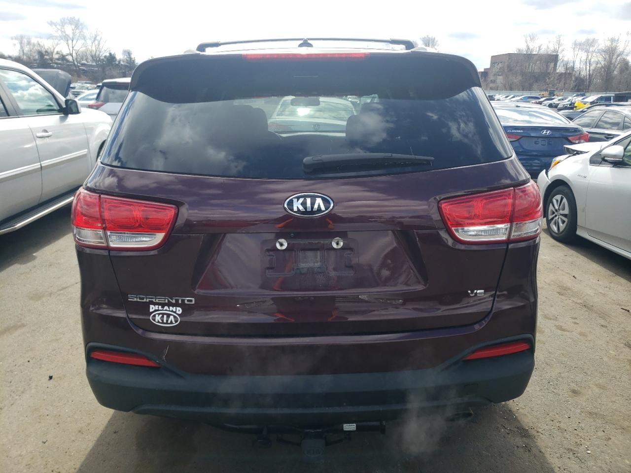 2017 Kia Sorento - Image 6