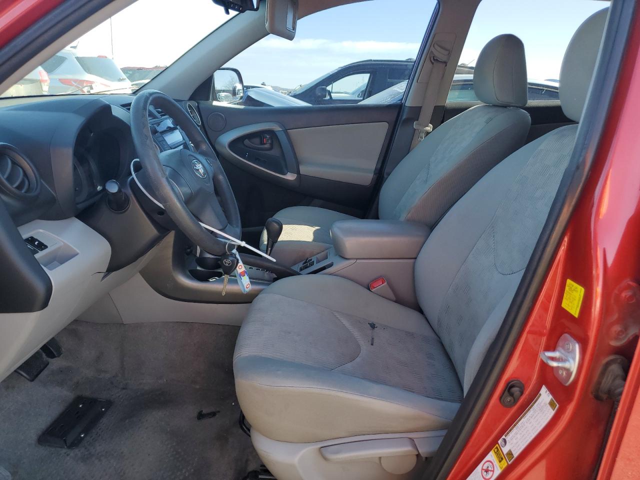 2010 Toyota RAV 4 - Image 7