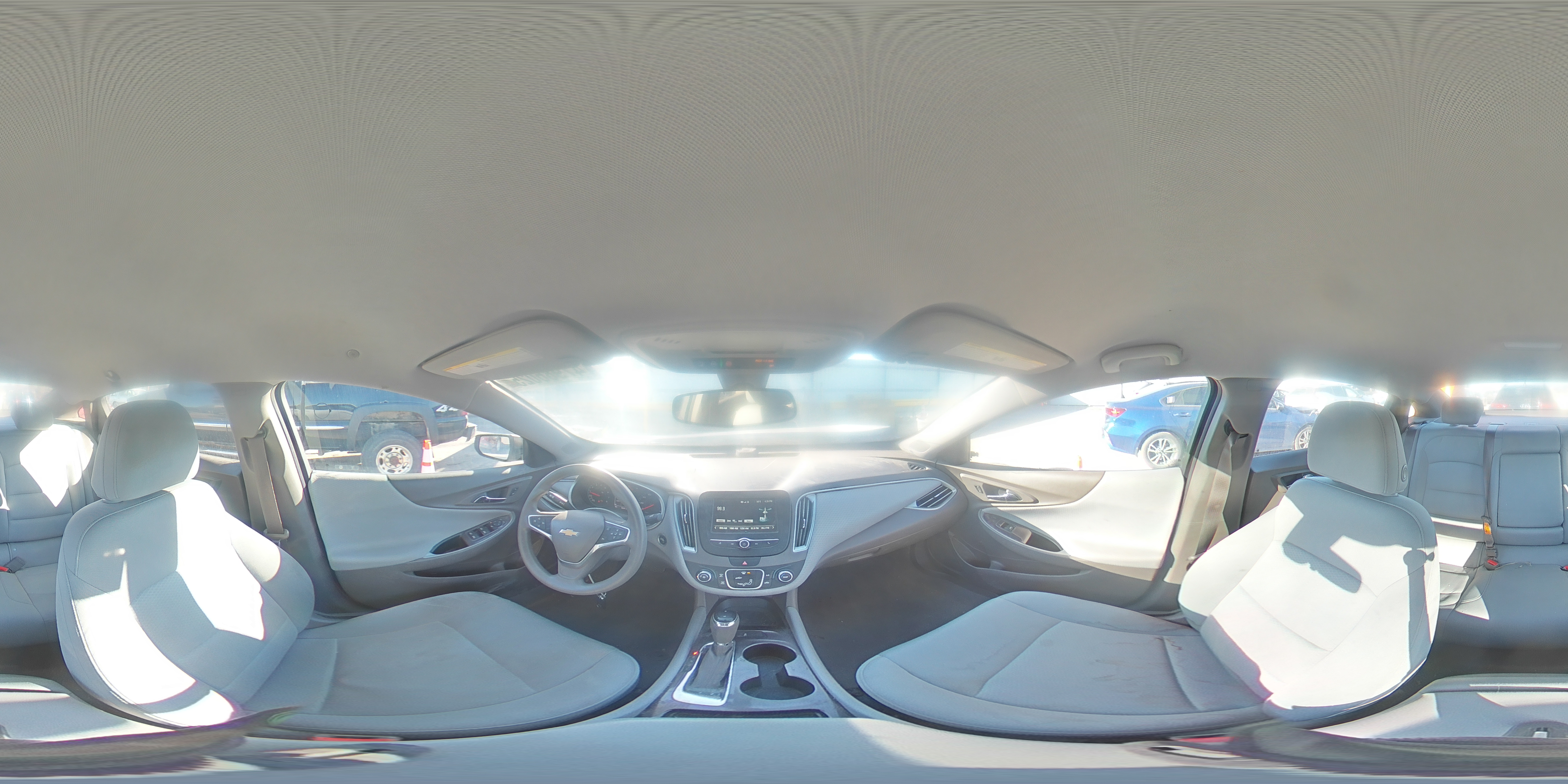 2018 Chevrolet Malibu - Image 12