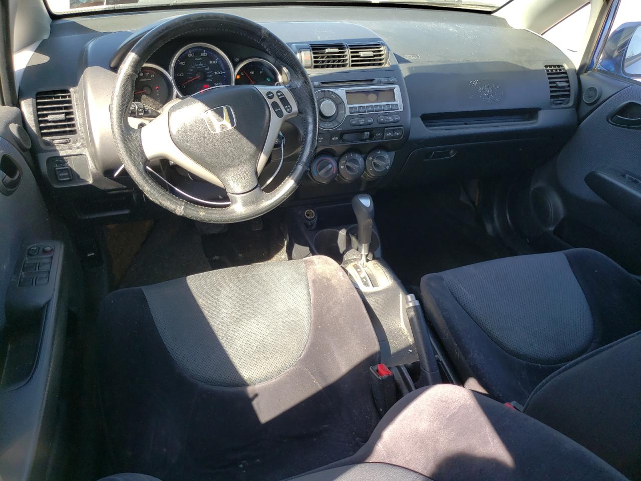2007 Honda Fit - Image 8