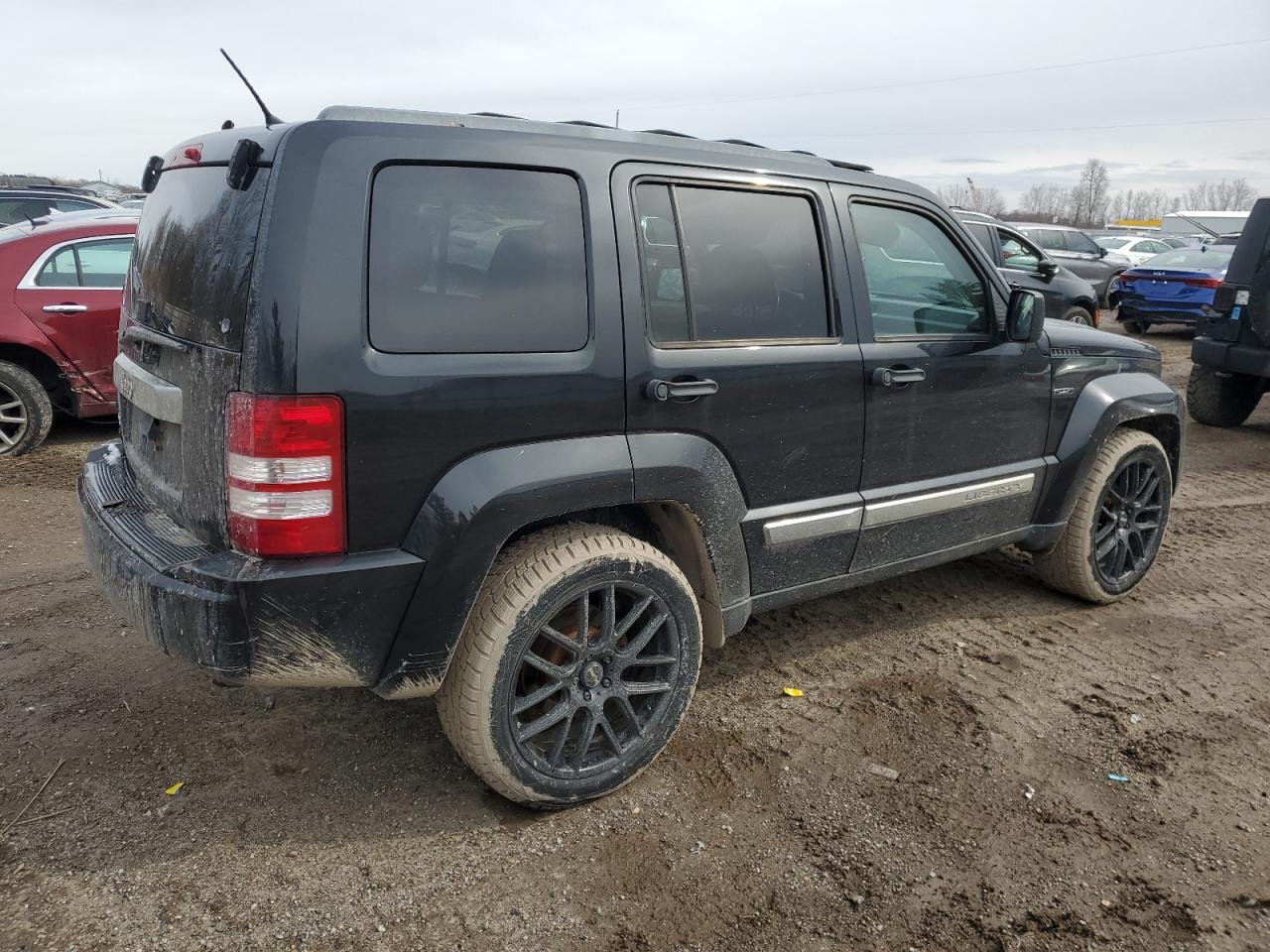 2011 Jeep Liberty (North America) - Image 3