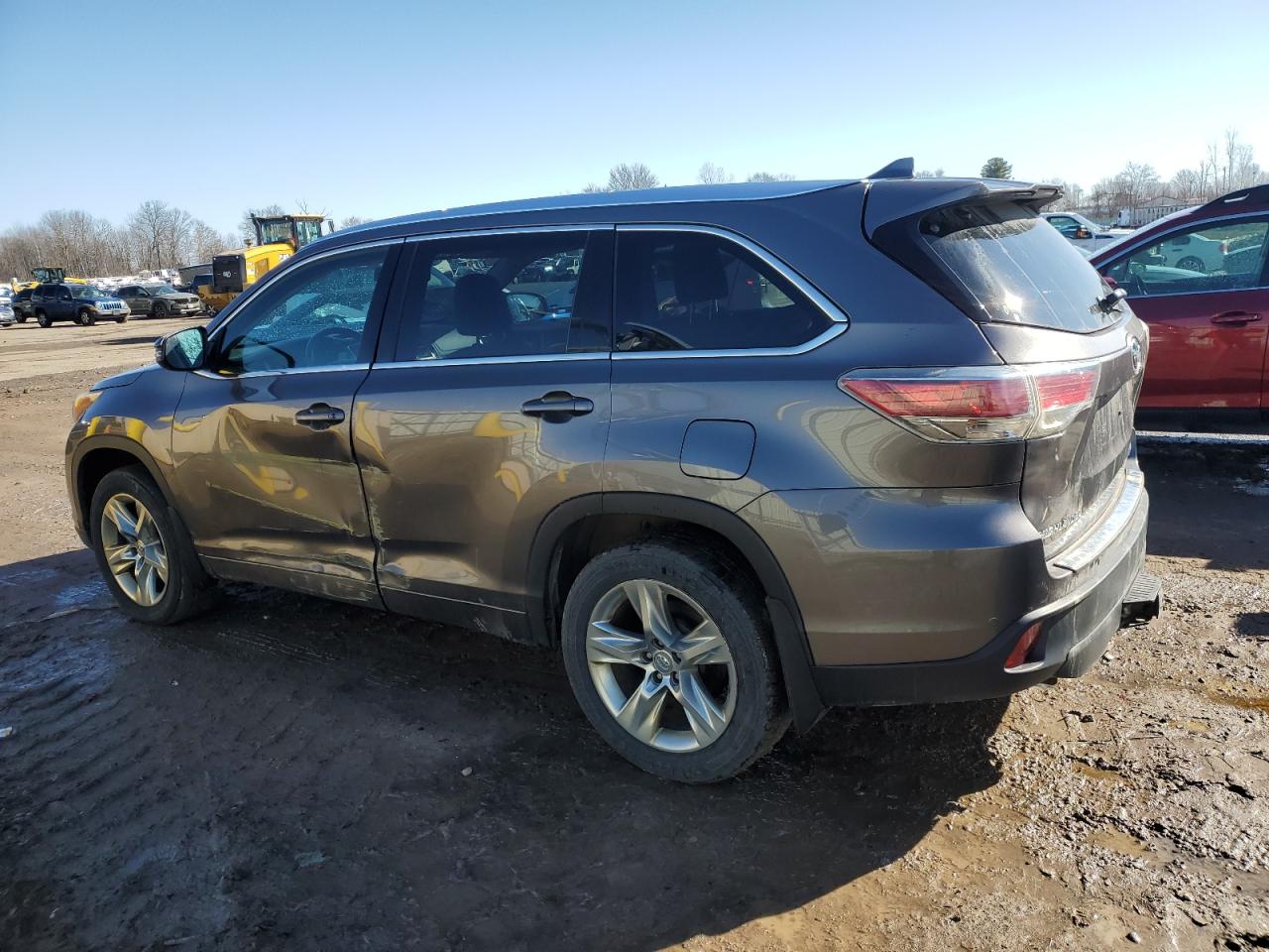 2014 Toyota Highlander - Image 2