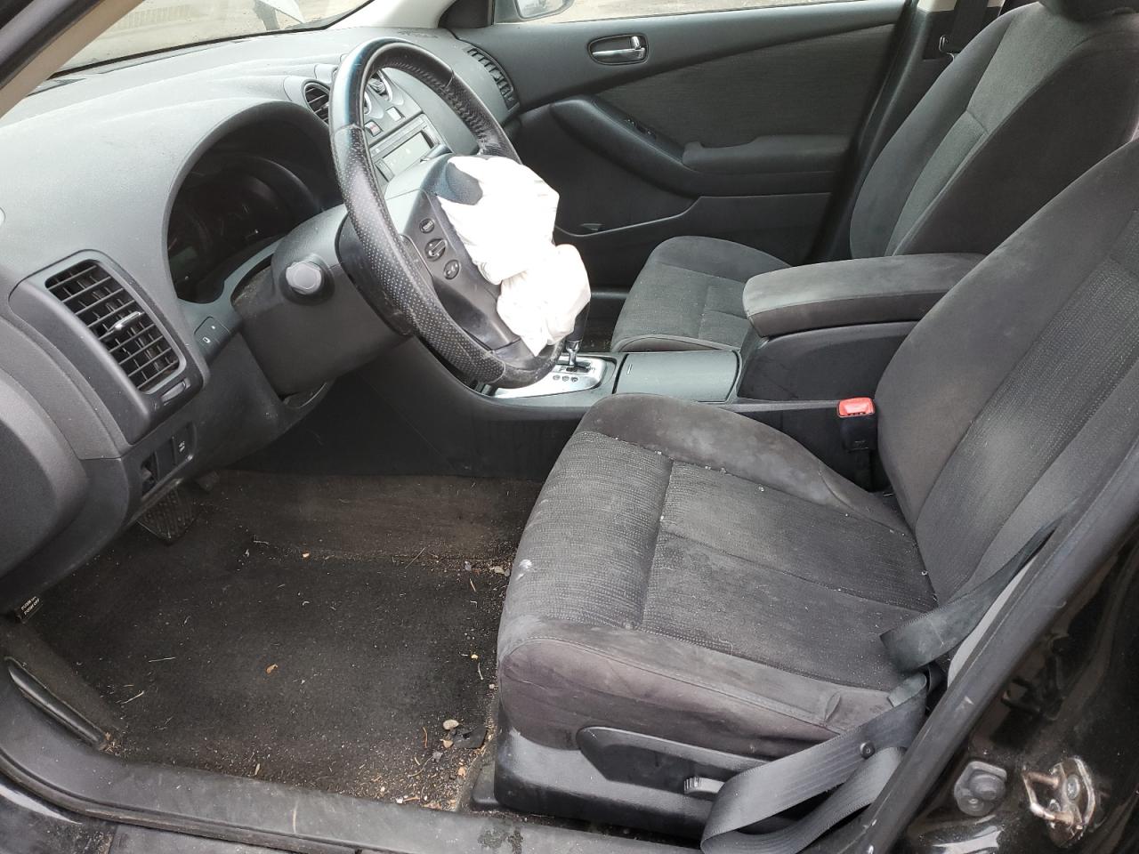 2010 Nissan Altima - Image 7