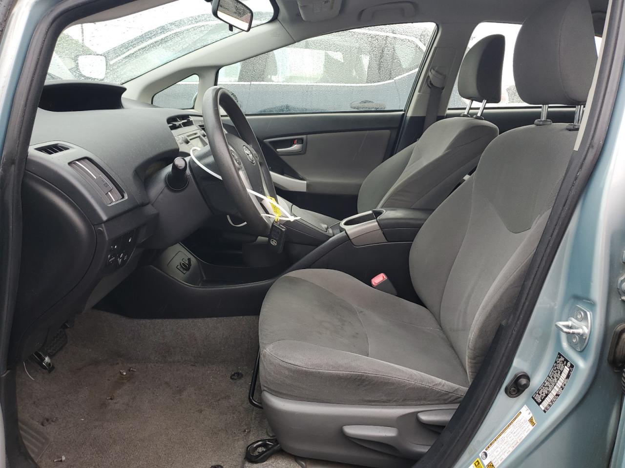 2012 Toyota Prius - Image 7