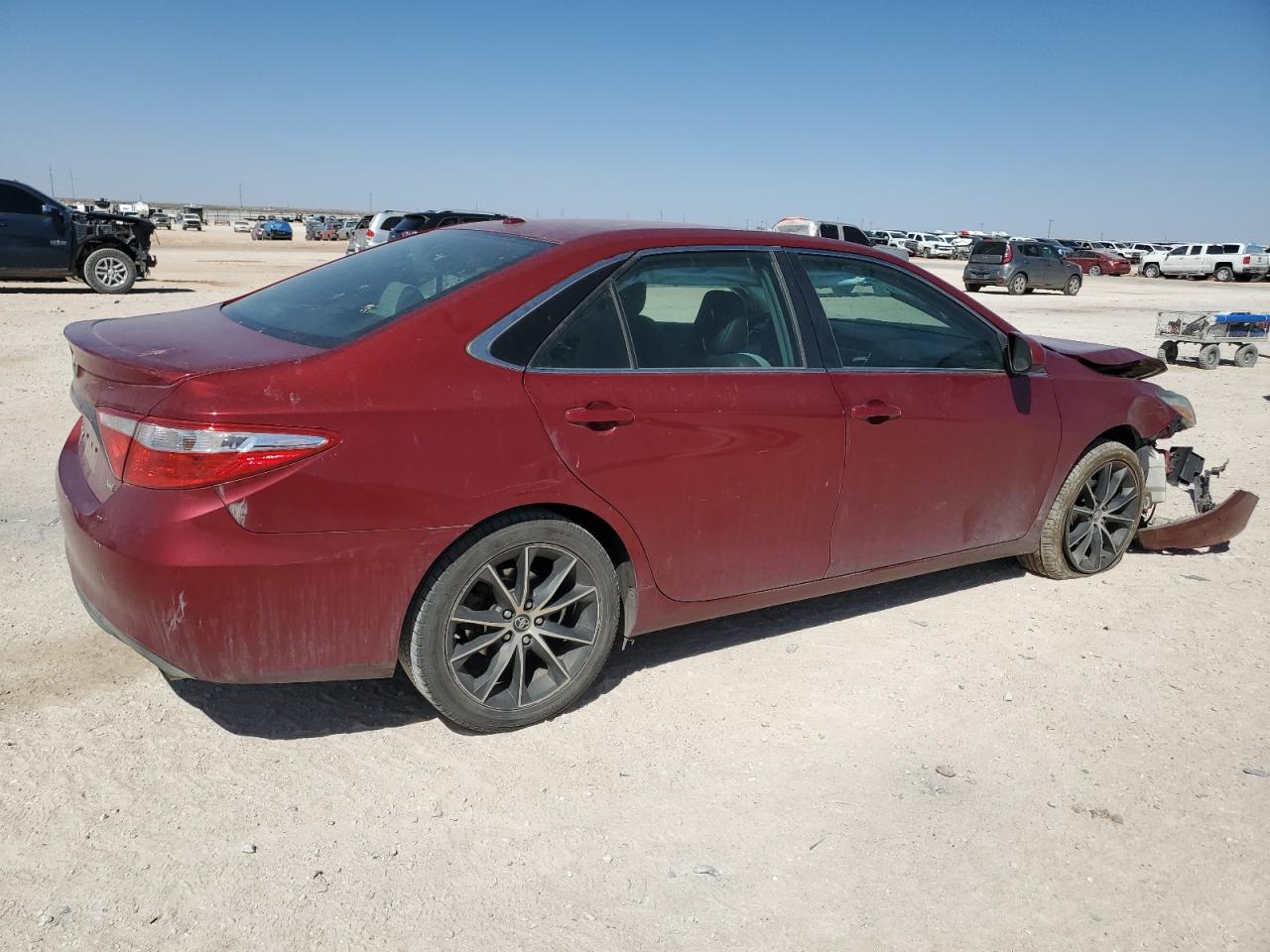 2015 Toyota Camry - Image 3