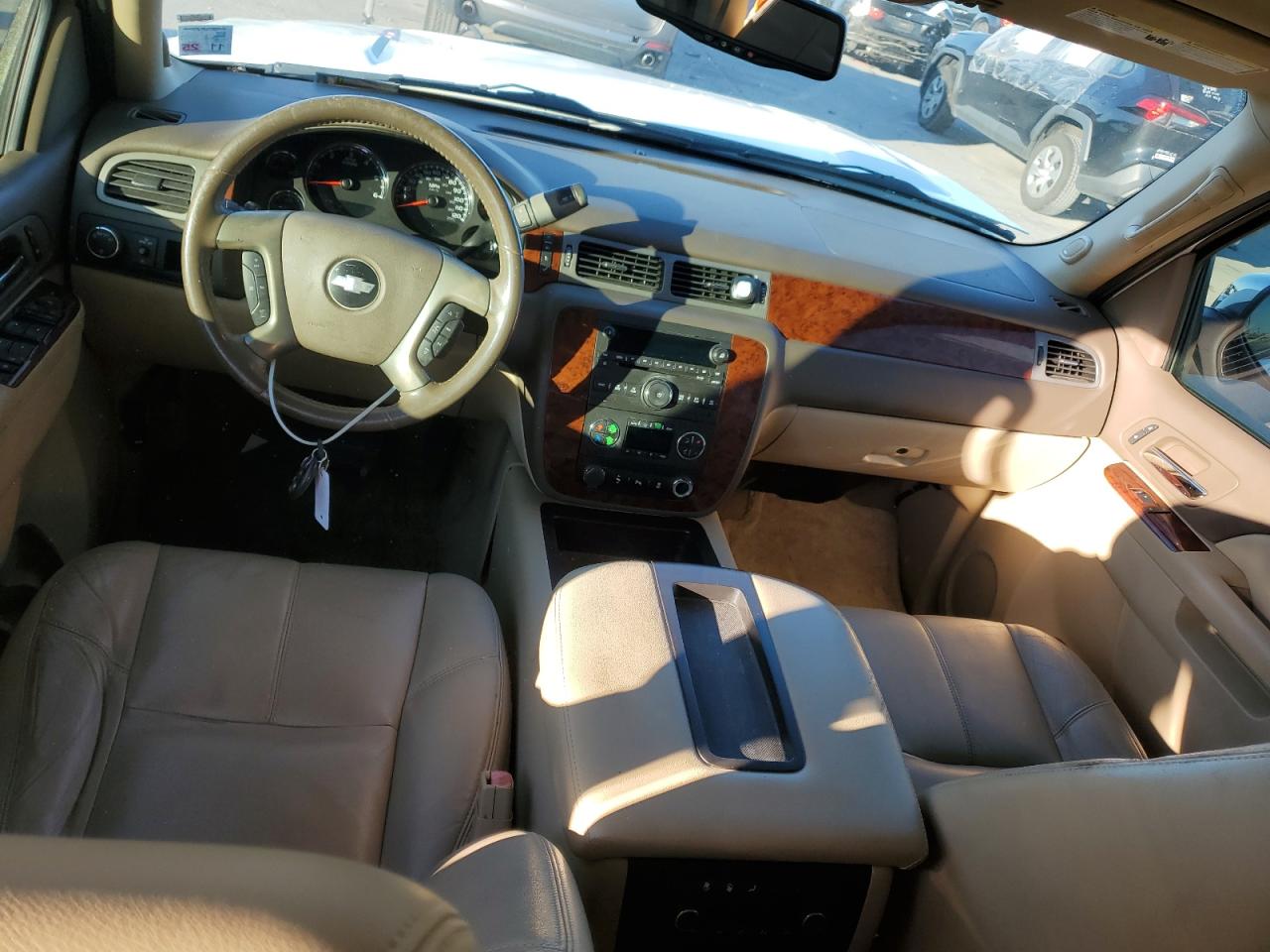 2014 Chevrolet Tahoe - Image 8