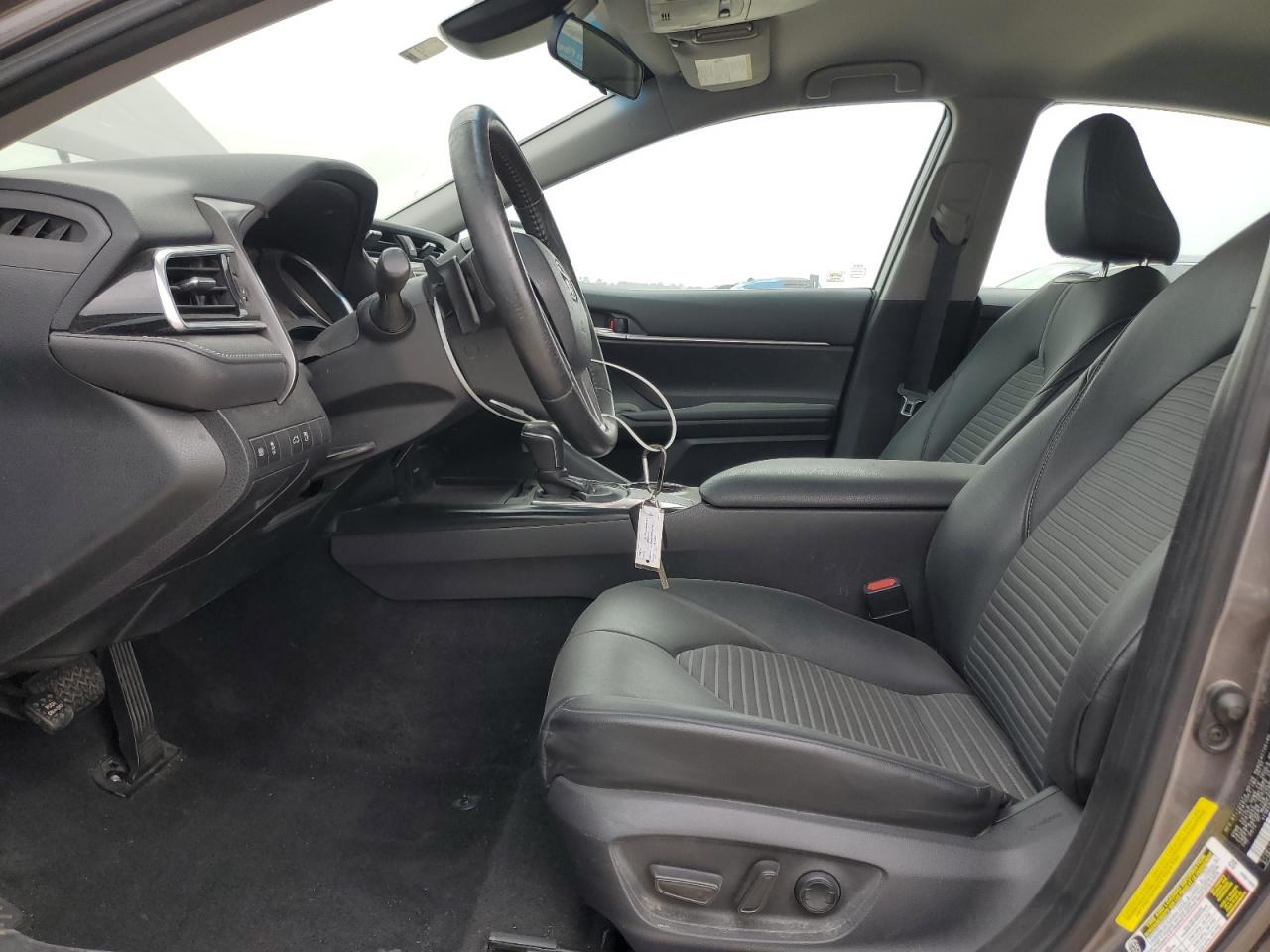 2018 Toyota Camry - Image 7
