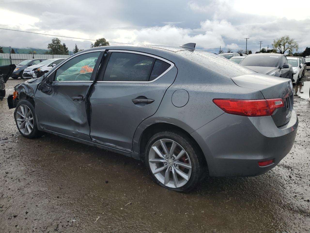 2013 Acura ILX - Image 2