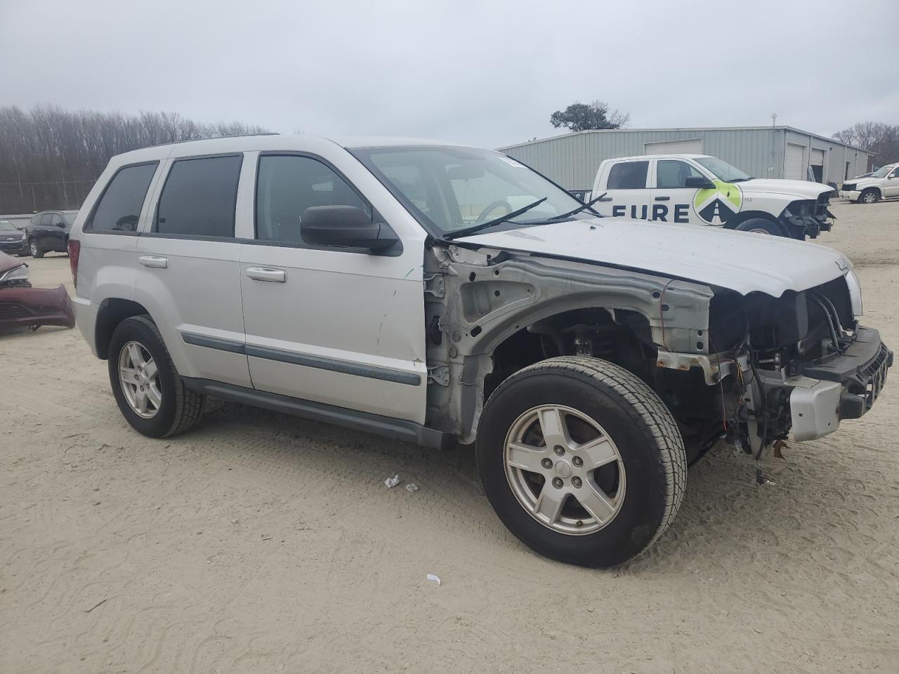 2007 Jeep Grand Cherokee - Image 4