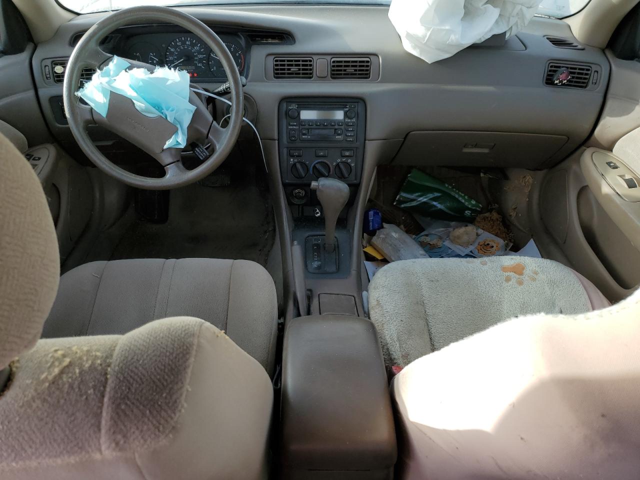 2001 Toyota Camry - Image 8