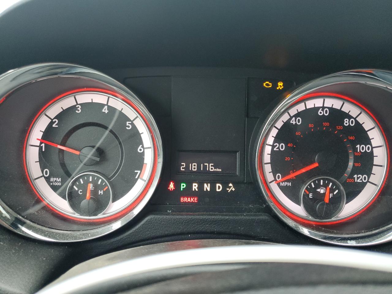 2019 Dodge Caravan - Image 9