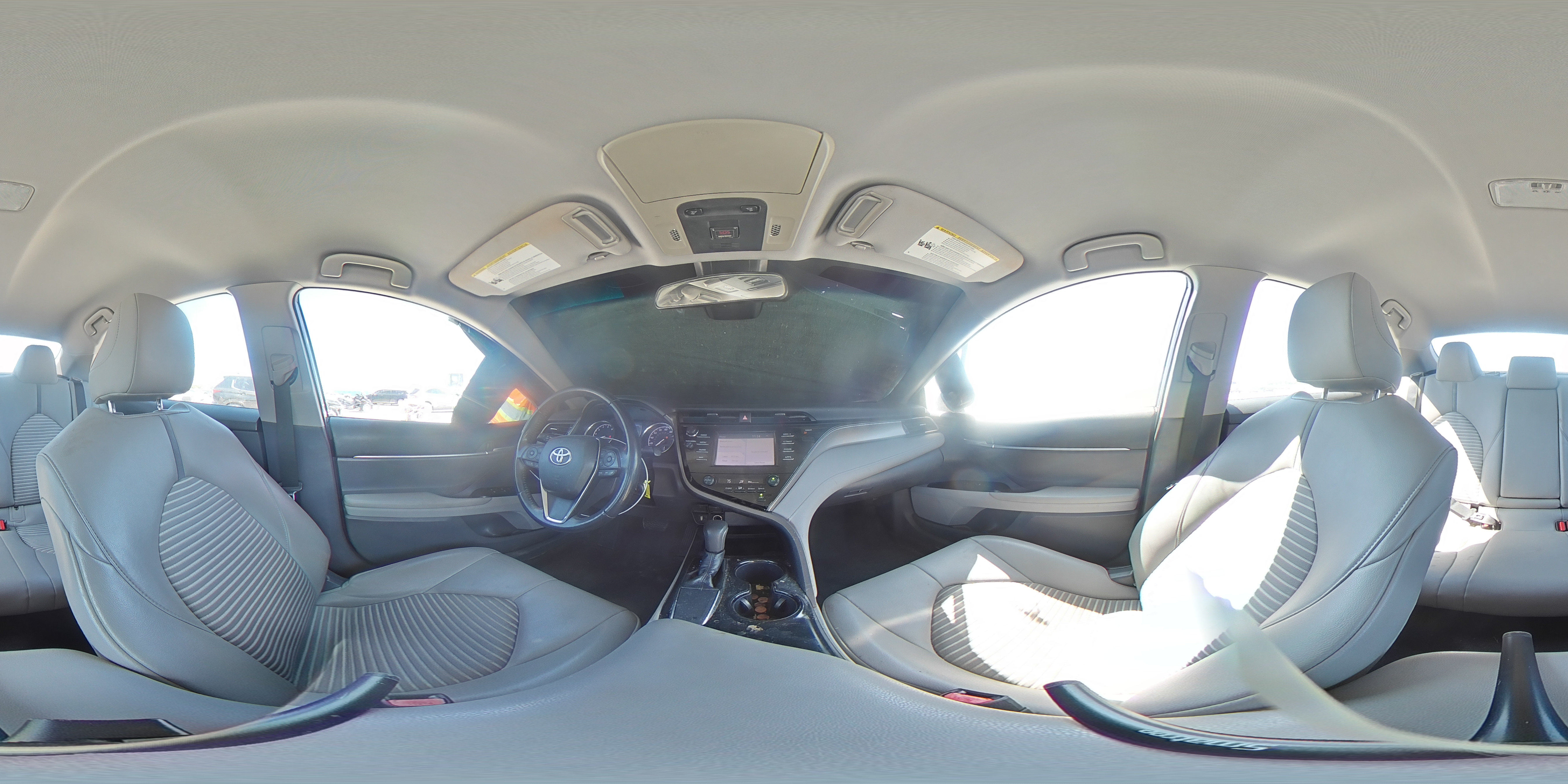 2019 Toyota Camry - Image 13